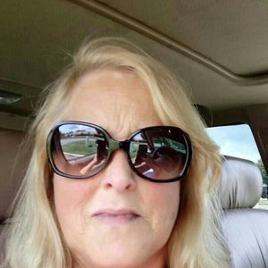 Meet your Posher, Pamela